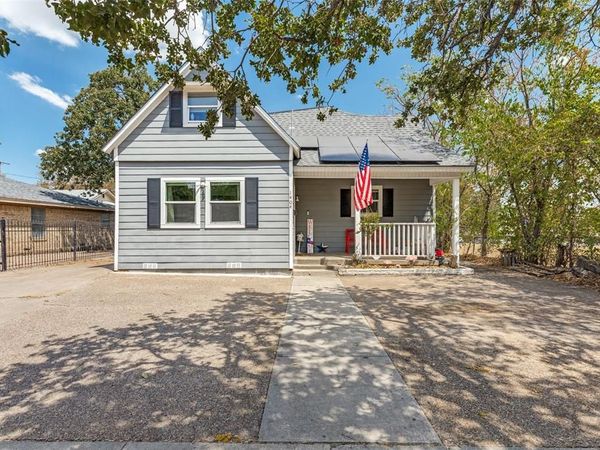1404 Clinton Avenue , Fort Worth, TX 76164