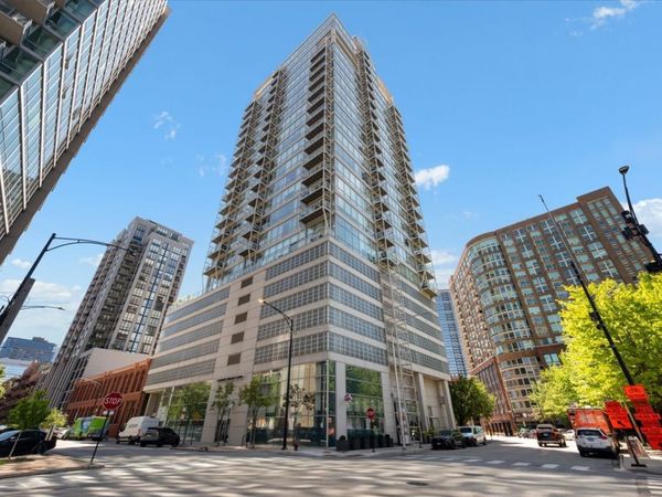 653 N Kingsbury Street , Unit 1103, Chicago, IL 60654
