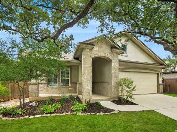 35 Amber Forest, Hollywood Park, TX 78232