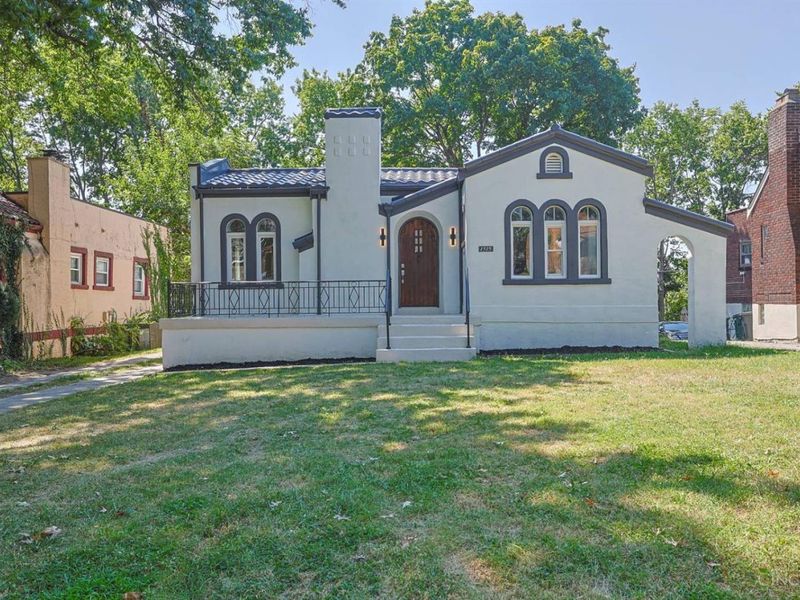 1515 Kenova Avenue, Cincinnati, OH 45237 Photo 1