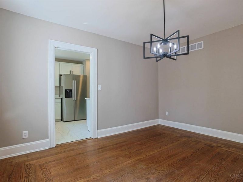 1515 Kenova Avenue, Cincinnati, OH 45237 Photo 14