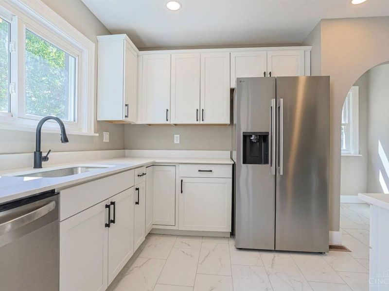 1515 Kenova Avenue, Cincinnati, OH 45237 Photo 16