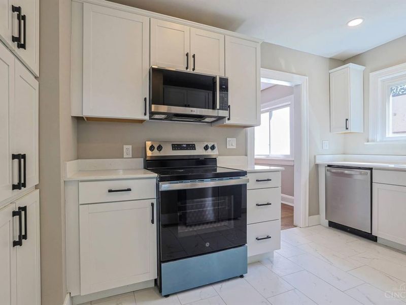 1515 Kenova Avenue, Cincinnati, OH 45237 Photo 18