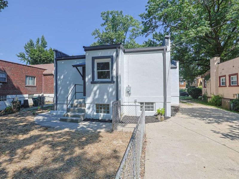 1515 Kenova Avenue, Cincinnati, OH 45237 Photo 36