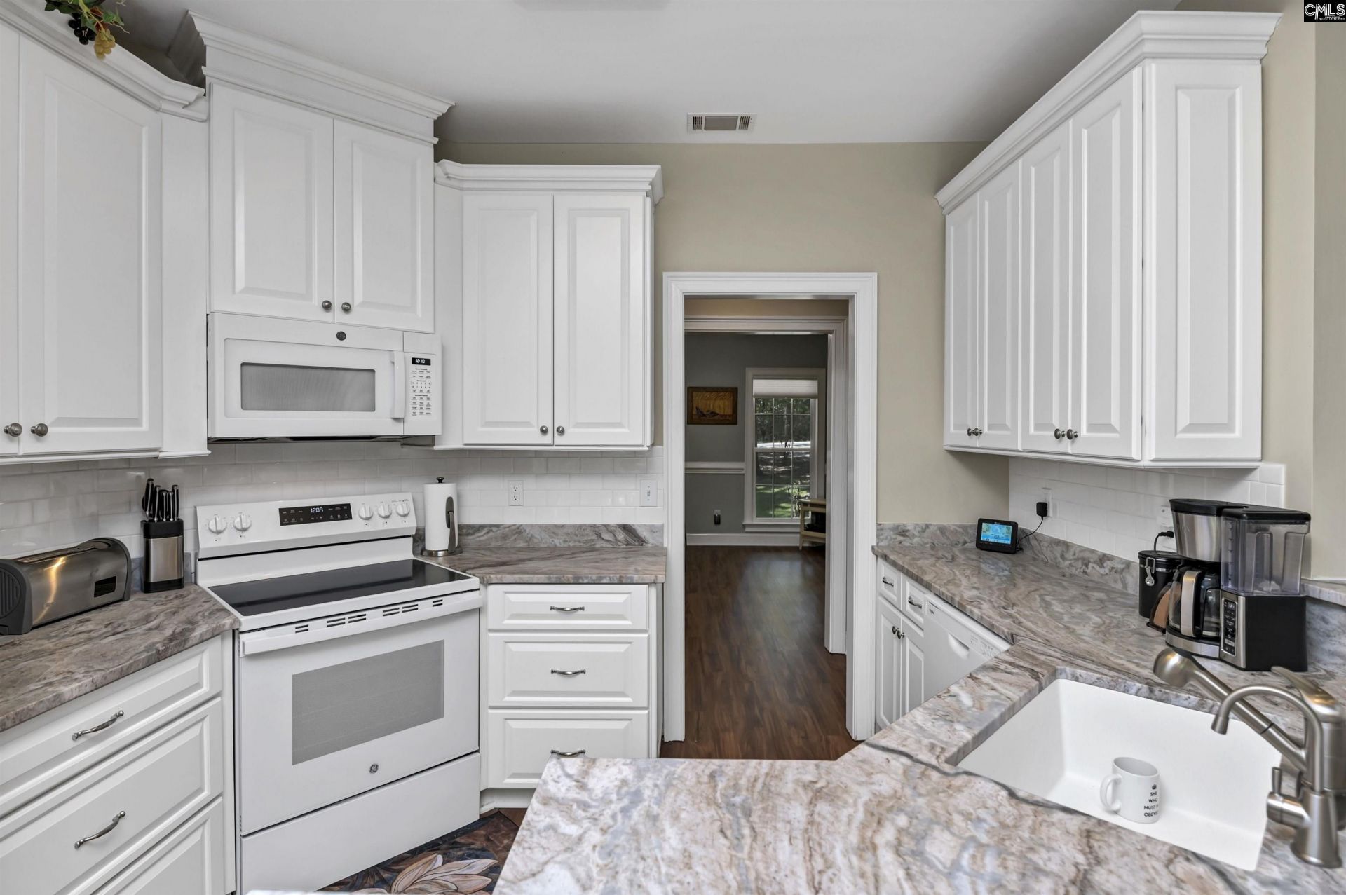 972 Indian Fork Road Photo 5