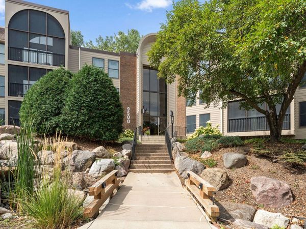9500 Collegeview Road , Unit 206, Bloomington, MN 55437