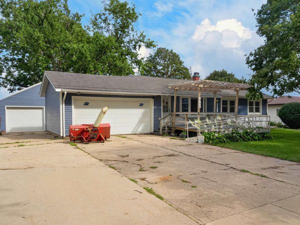 144 Main Street, Dike, IA 50624