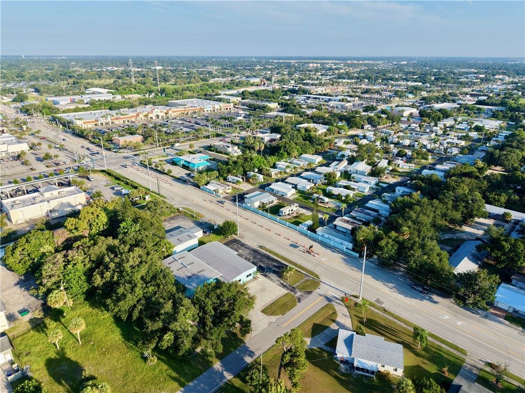 715 12th Street, Vero Beach, FL 32960 Photo