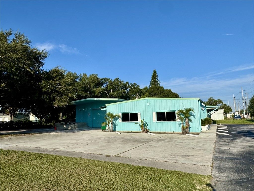 715 12th Street, Vero Beach, FL 32960 Photo