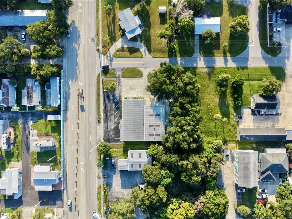 715 12th Street, Vero Beach, FL 32960 Photo