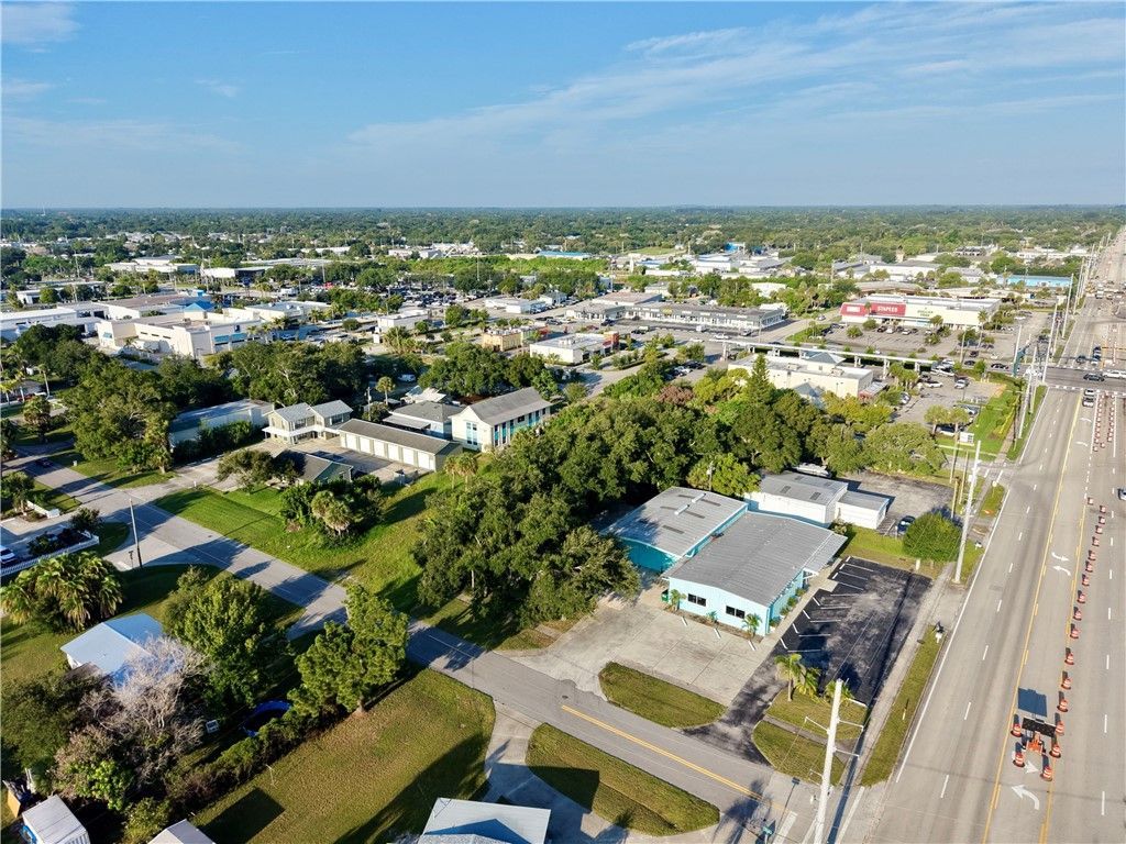 715 12th Street, Vero Beach, FL 32960 Photo