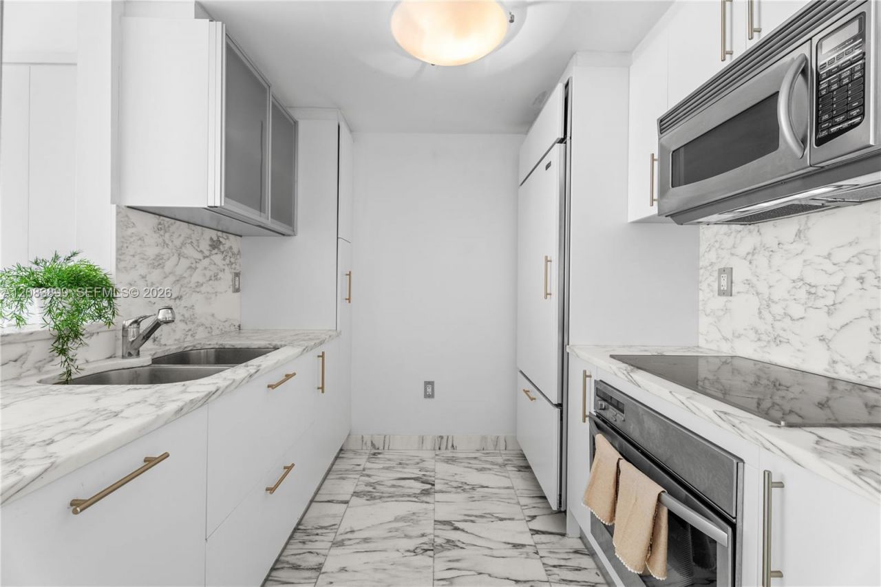 450 Alton Rd, Unit 3008, Miami Beach, FL 33139 Photo