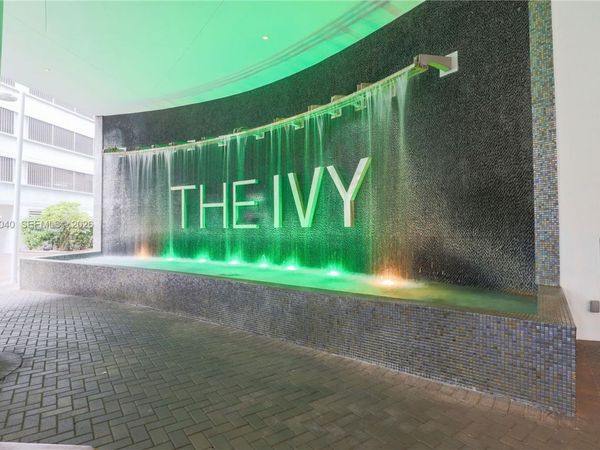 90 SW 3rd St , Unit 3002, Miami, FL 33130
