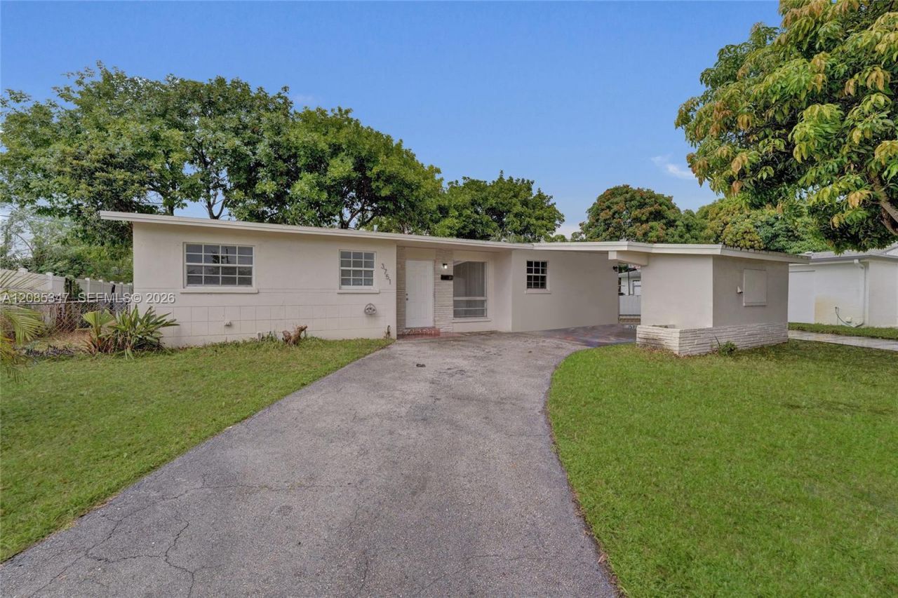 3751 NW 25th St , Lauderdale Lakes, FL 33311 Photo