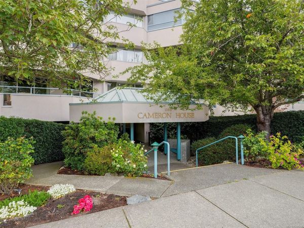 1100 Union Rd, Unit #207, Saanich, BC V8P 2J3
