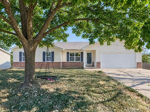 273 Hickory Forest Drive, Troy, MO 63379