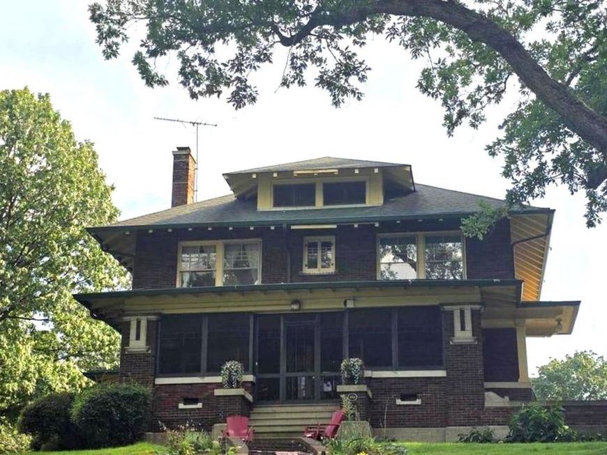 Main Photo