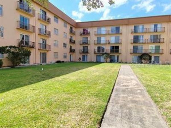 5820 N CHURCH AVENUE , Unit 112, TAMPA, FL 33614