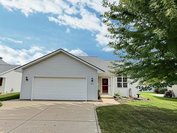 2756 CLOVER STREET, Oshkosh, WI 54901