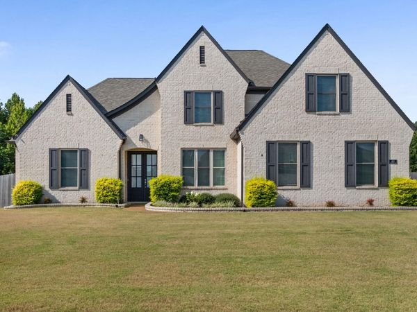 460 MARRIETTA DR, Oakland, TN 38060
