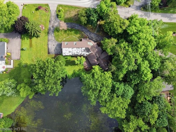 25310 Canterbury Road , Franklin Village, Mi 48025