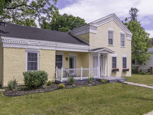 514 Kalamazoo Street, Paw Paw, MI 49079