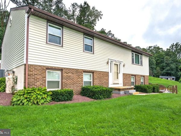 5356 OLD STRASBURG ROAD , KINZERS, PA 17535