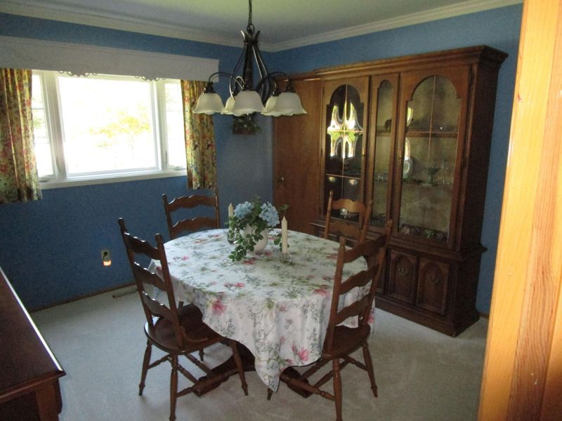 394 Miles Avenue, Tipp City, OH 45371 Photo 9