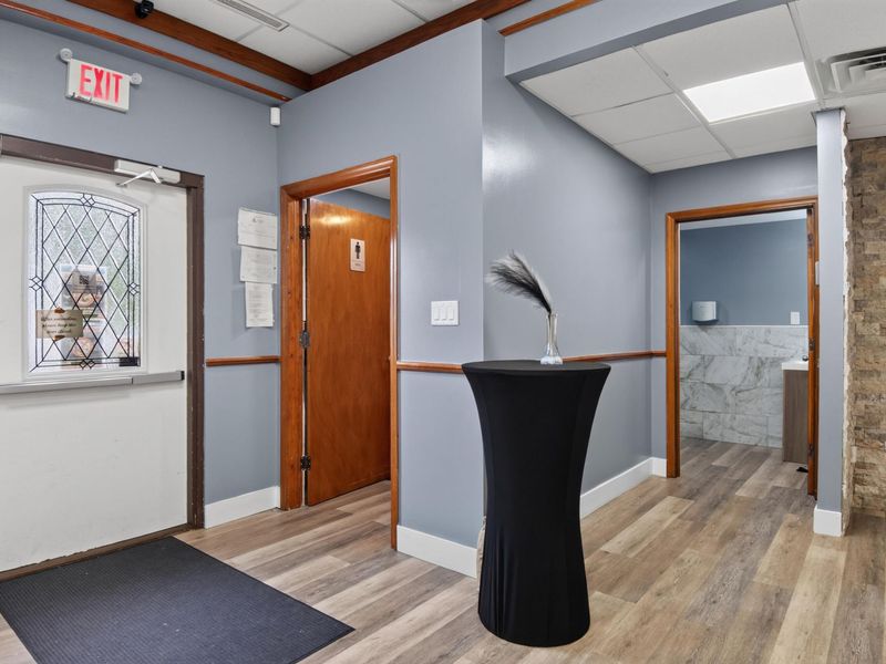 5425 N Main Street, Dayton, OH 45415 Photo 5