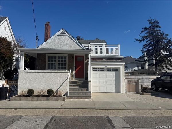 46 Clayton Avenue, East Atlantic Beach, NY 11561
