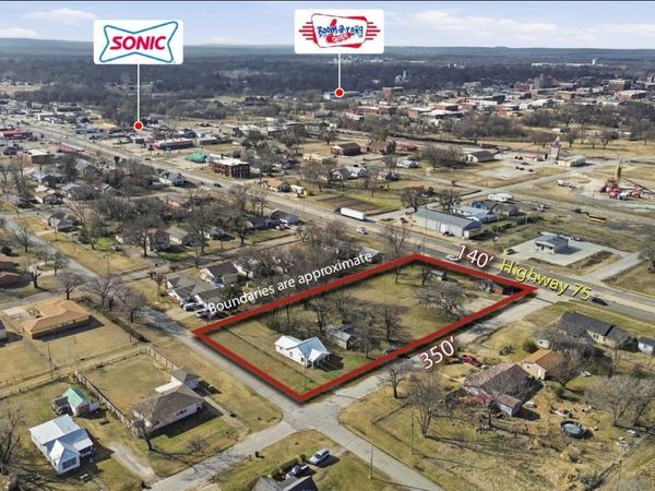 419 N Wood Drive, Okmulgee, OK 74447