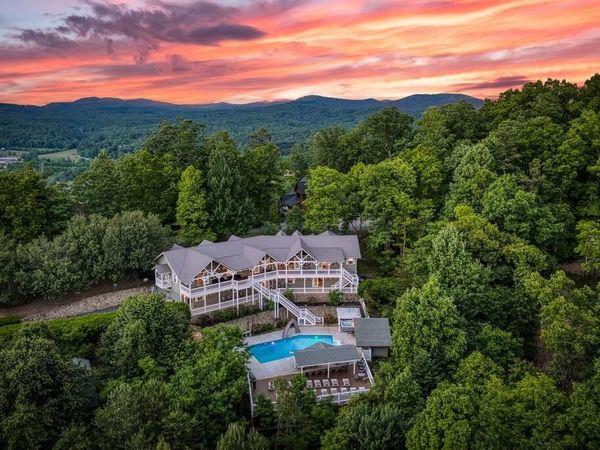 132 Oak Ridge Way , Morganton, GA 30560