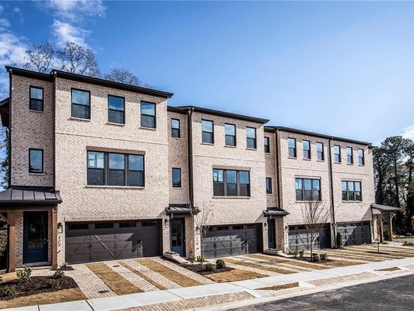117 Bridgecrest Road , Roswell, GA 30075