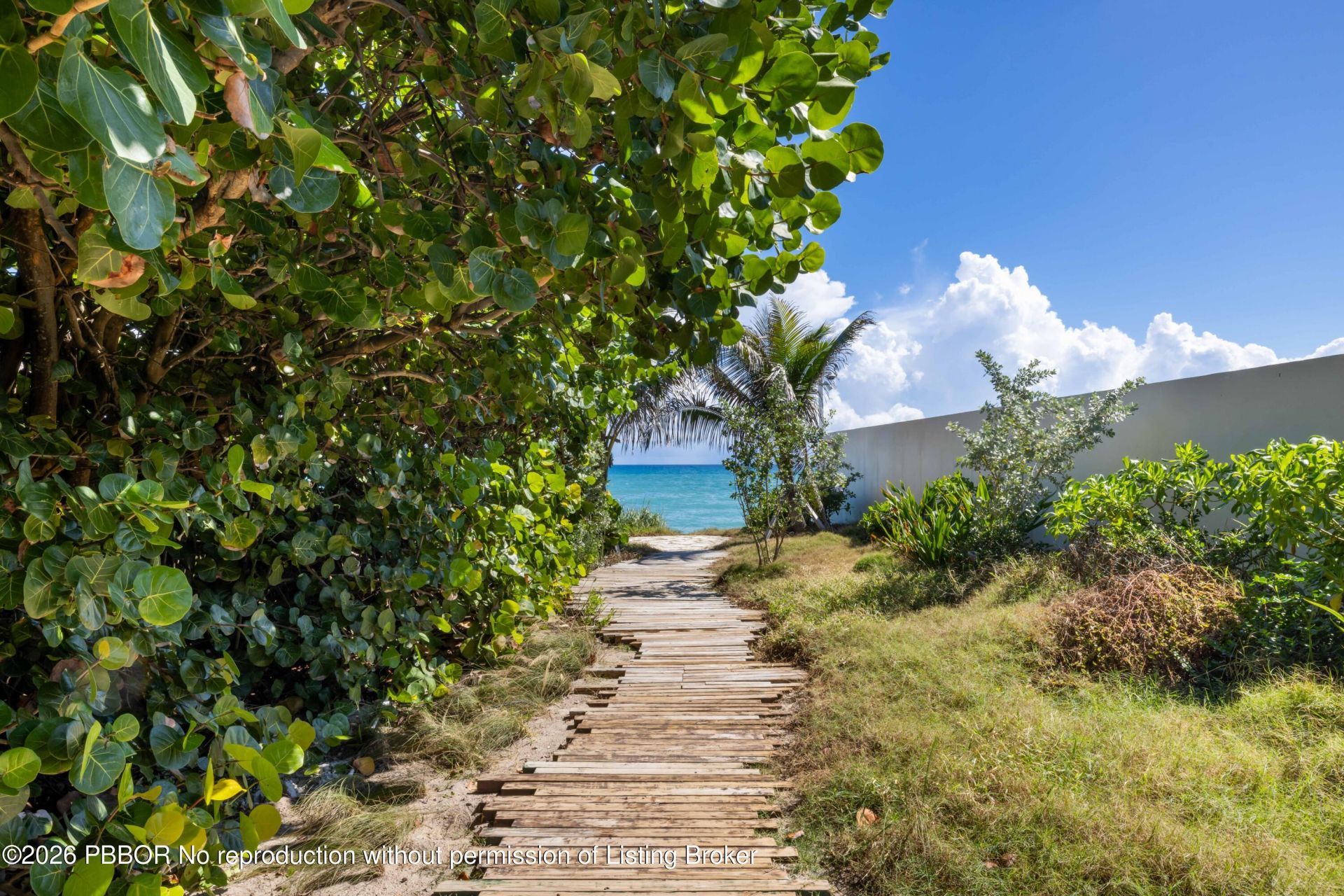 1048 S Ocean Boulevard, Palm Beach, FL 33480 Photo