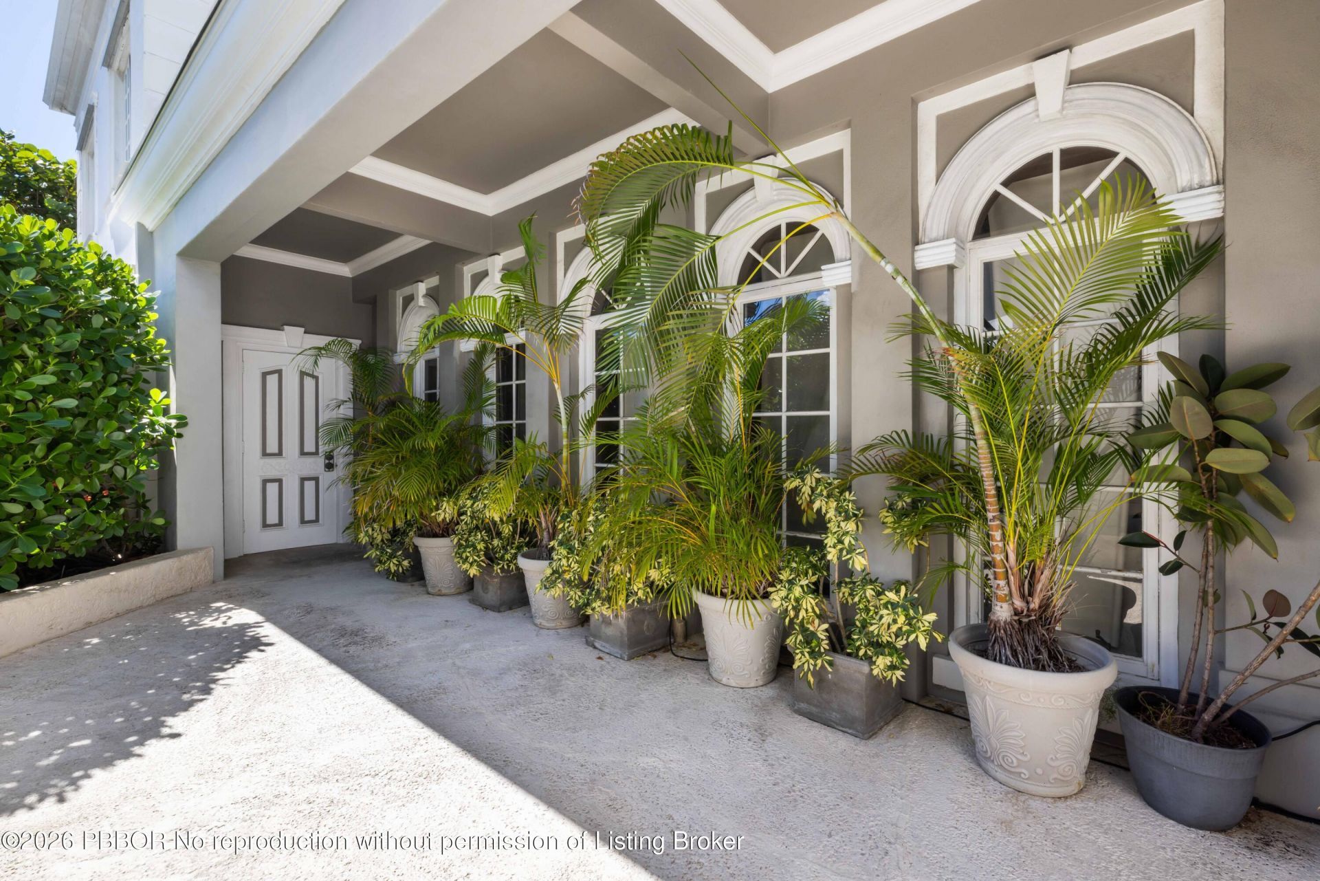 1048 S Ocean Boulevard, Palm Beach, FL 33480 Photo