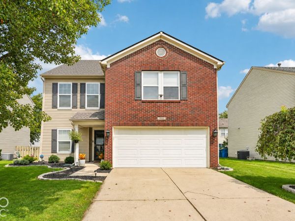 9906 Orange Blossom Trail, Fishers, IN 46038