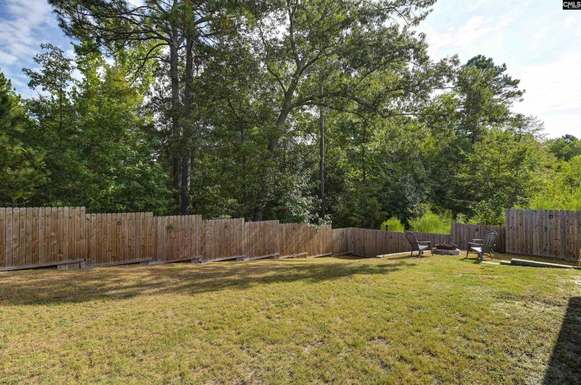 290 Carrington Drive Photo 10