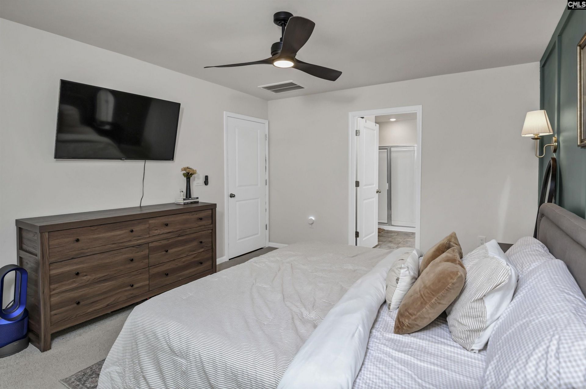 290 Carrington Drive Photo 33