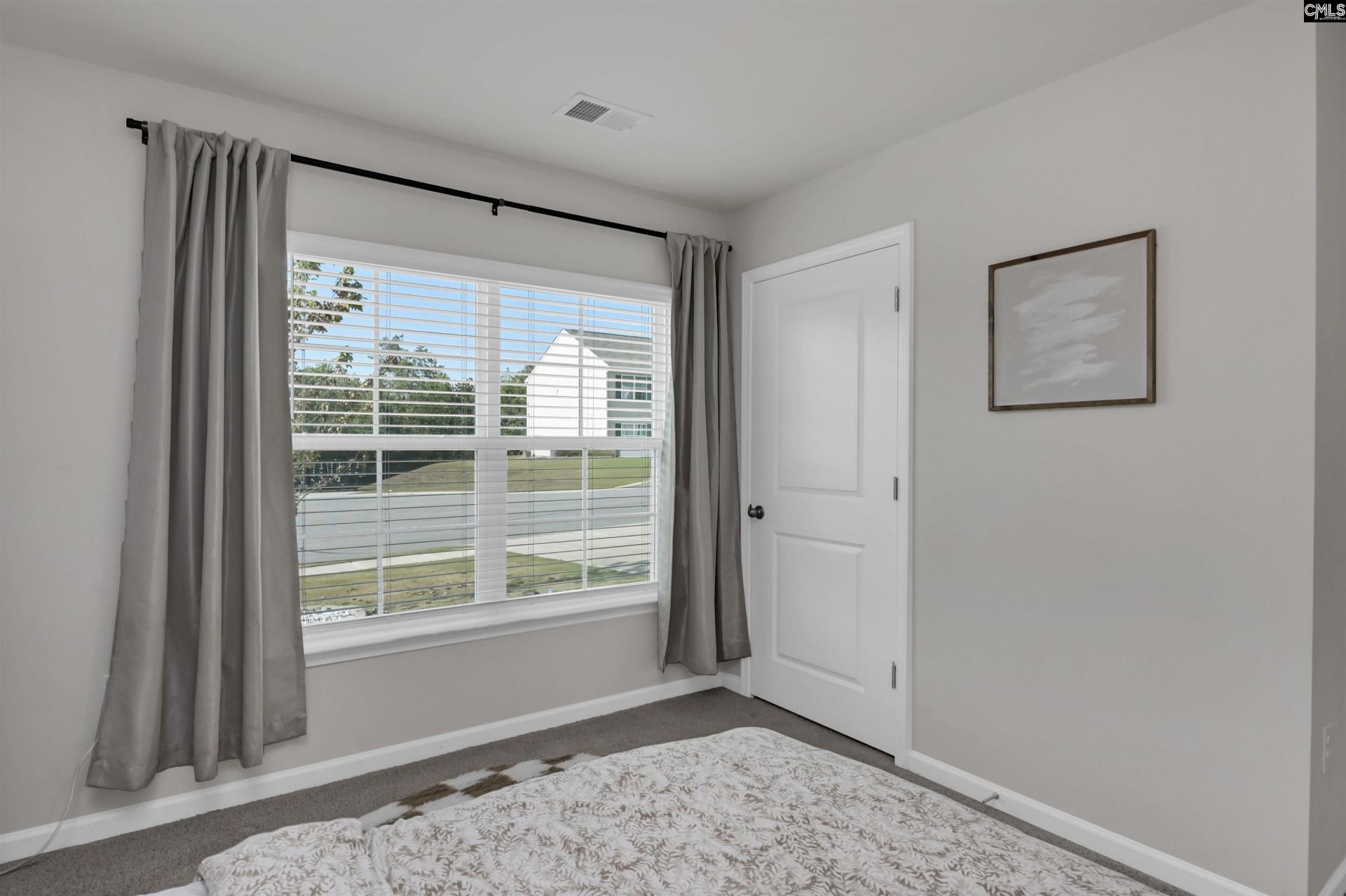 290 Carrington Drive Photo 43