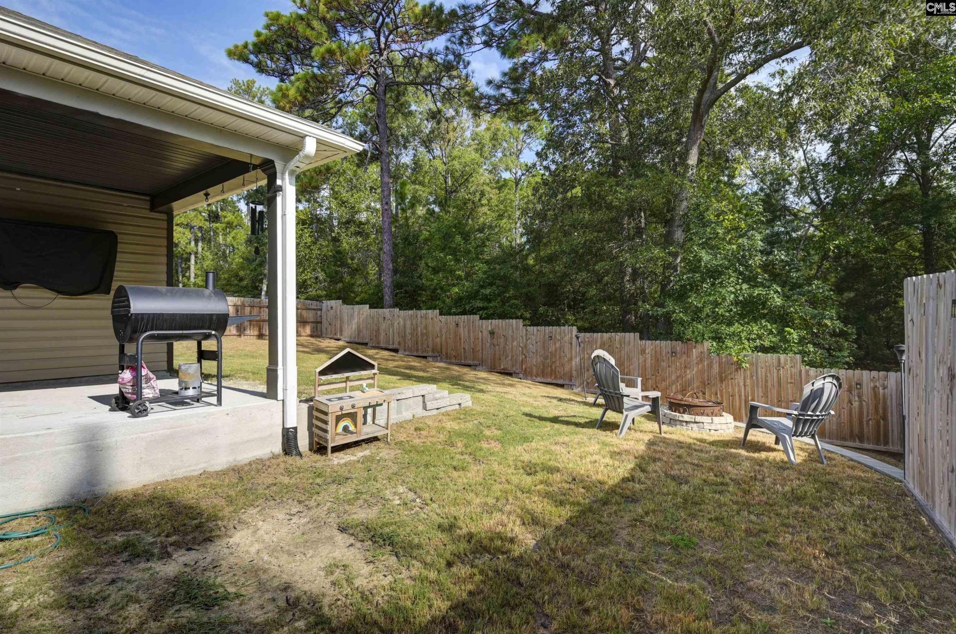 290 Carrington Drive Photo 6
