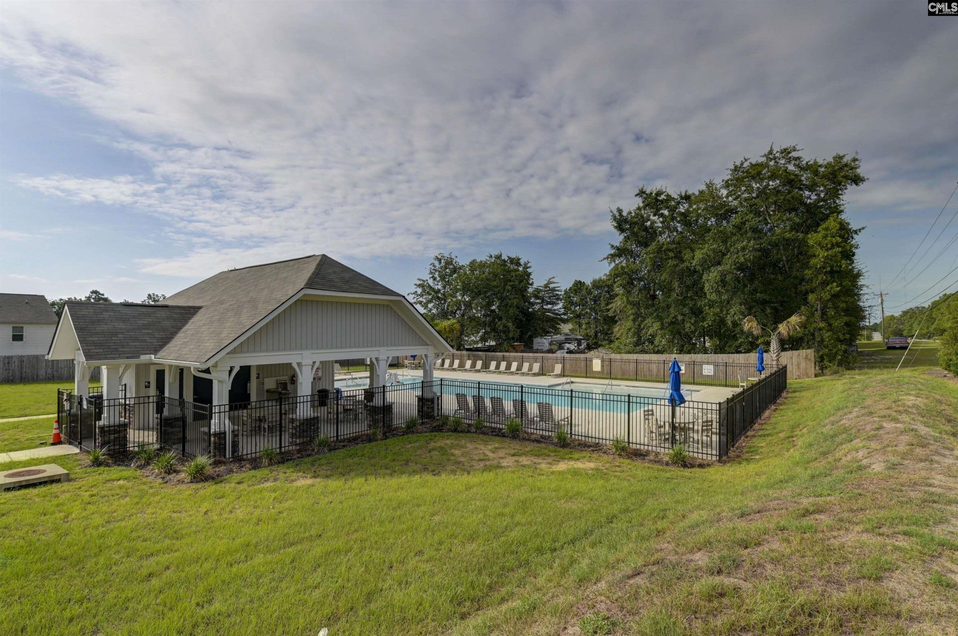 290 Carrington Drive Photo 63