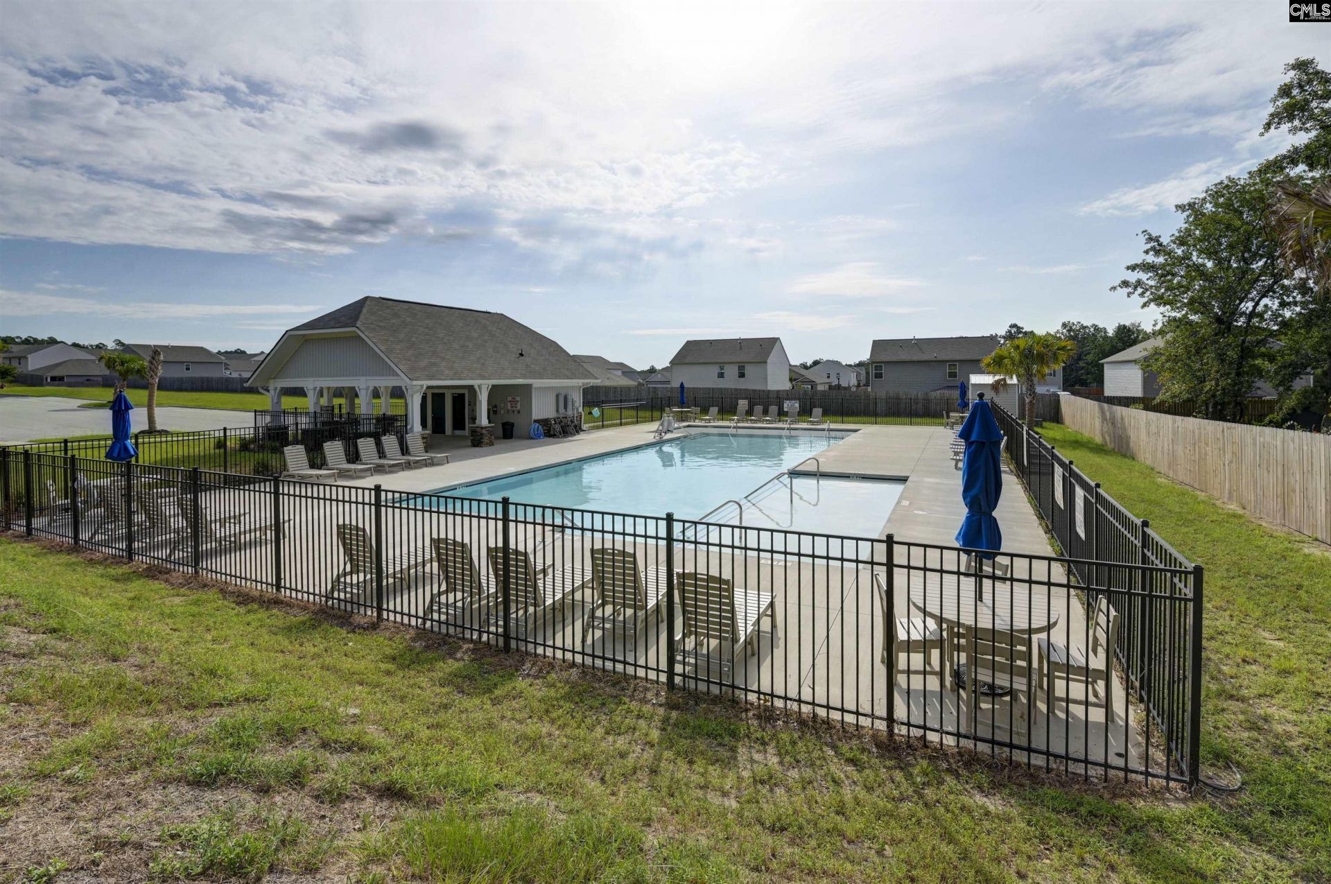 290 Carrington Drive Photo 66
