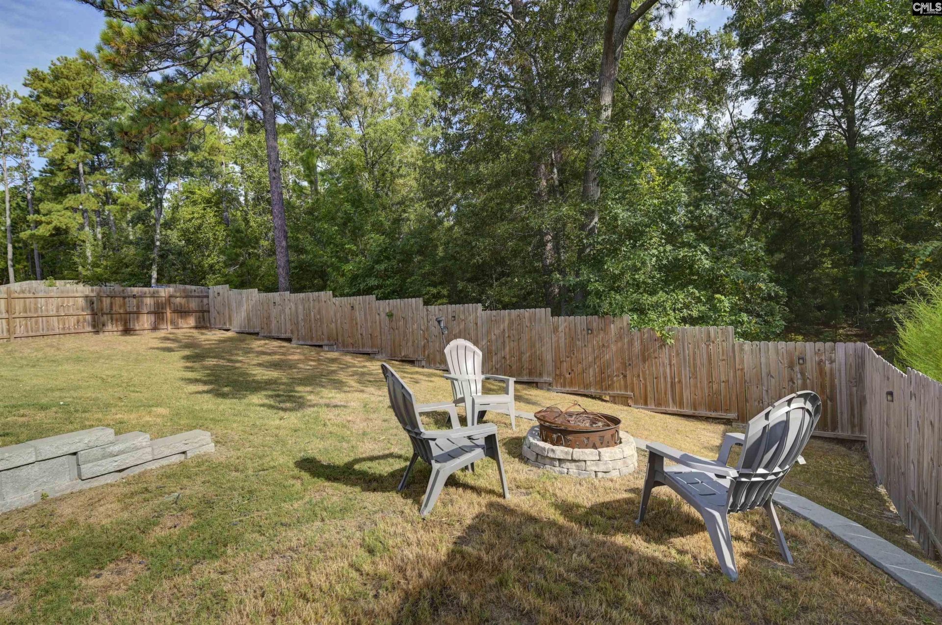 290 Carrington Drive Photo 7