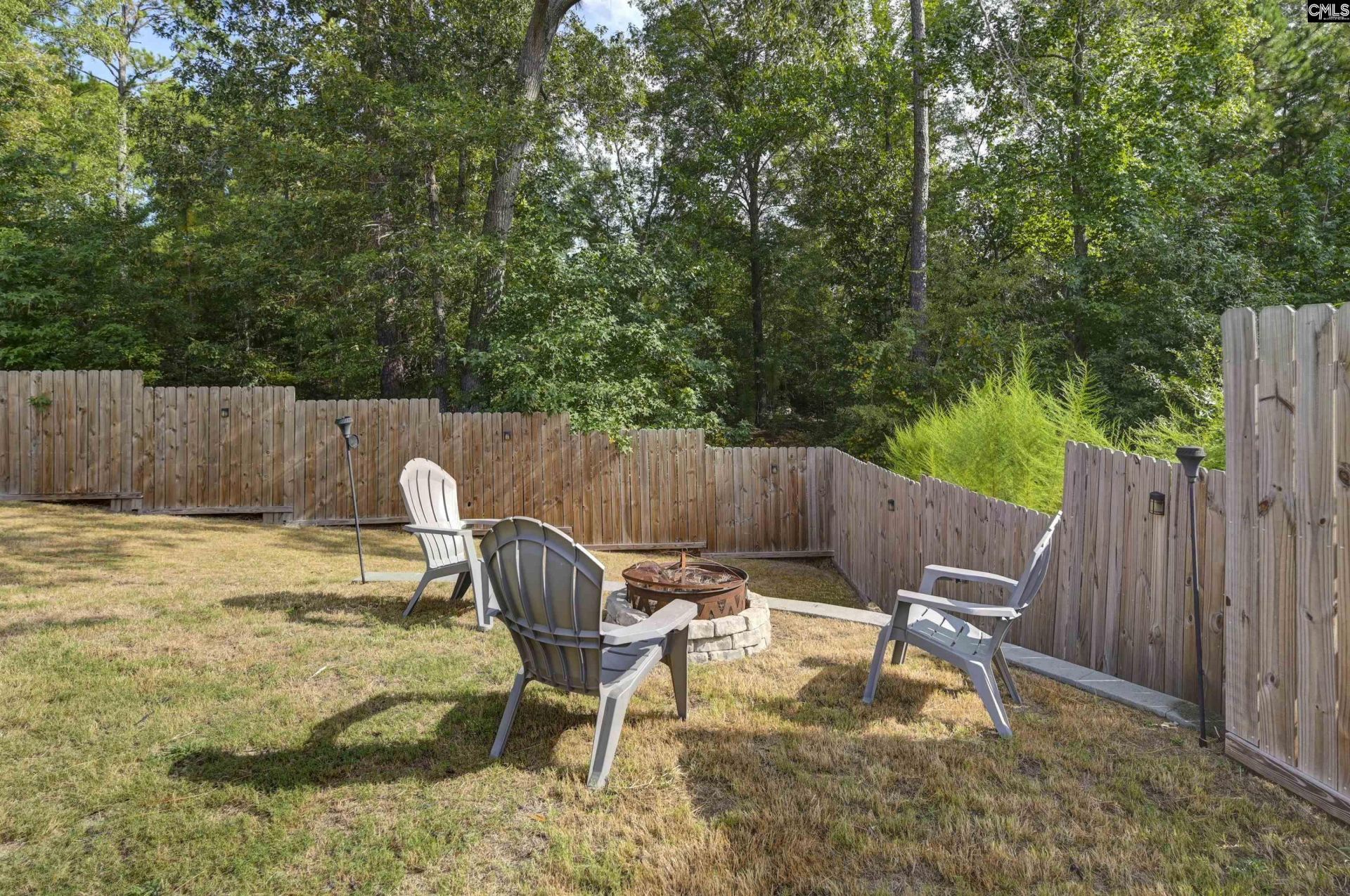290 Carrington Drive Photo 8