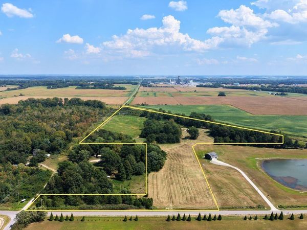 8460 N Pine Bluff Road, Bicknell, IN 47512