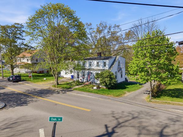 196 Highland St, Unit 3, Taunton, MA 02780