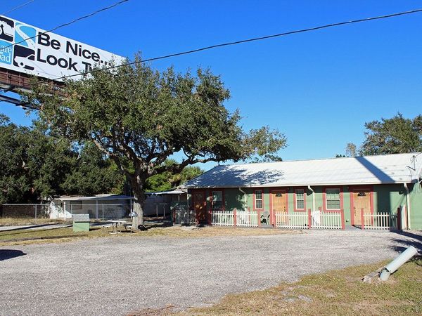 4004 US 1 Highway, Fort Pierce, FL 34946