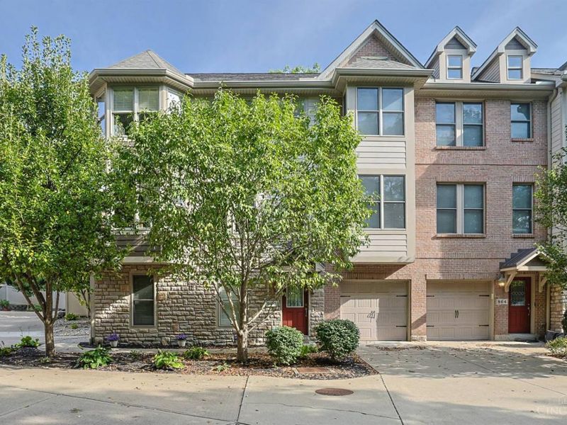 960 Volterra Lane, Cincinnati, OH 45206 Photo 1