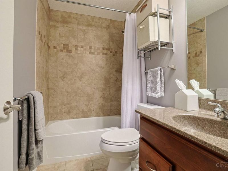 960 Volterra Lane, Cincinnati, OH 45206 Photo 28