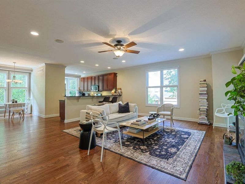 960 Volterra Lane, Cincinnati, OH 45206 Photo 5
